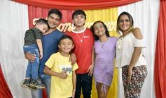 Foto de la galería: Celebración familiar y de fe en la confirmación de grupos de jóvenes de Garupá