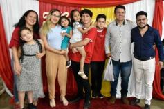 Foto de la galería: Celebración familiar y de fe en la confirmación de grupos de jóvenes de Garupá