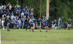Foto de la galería: Capri festejó en casa con los campeones del M-16 de Rugby