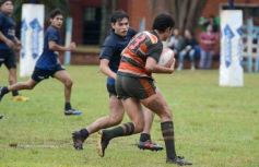 Foto de la galería: Capri festejó en casa con los campeones del M-16 de Rugby