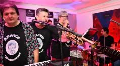 Foto de la galería: Santa y sus dientes de leche pusieron música y animación al sábado en La Pasteur