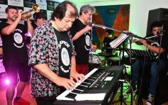 Foto de la galería: Santa y sus dientes de leche pusieron música y animación al sábado en La Pasteur