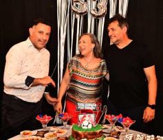 Foto de la galería: Con la familia y amigos se prendió la fiesta en el cumple de Pico Salinas