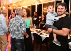 Foto de la galería: Con la familia y amigos se prendió la fiesta en el cumple de Pico Salinas