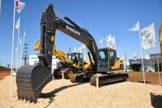 Foto de la galería: Sábado para salir en Posadas: postales de lo que fue el arranque en el tercer día de la Feria Forestal Argentina