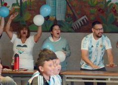 Foto de la galería: Sueño mundialista: el Hogar de Día de Posadas también se vistió de fiesta con la hinchada albiceleste