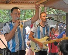 Foto de la galería: Domas y mucho chamamé: el domingo familiar se vivió en el Campo Nosiglia de Posadas