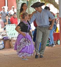 Foto de la galería: Domas y mucho chamamé: el domingo familiar se vivió en el Campo Nosiglia de Posadas