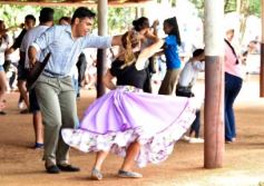 Foto de la galería: Domas y mucho chamamé: el domingo familiar se vivió en el Campo Nosiglia de Posadas