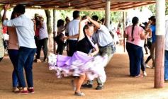 Foto de la galería: Domas y mucho chamamé: el domingo familiar se vivió en el Campo Nosiglia de Posadas