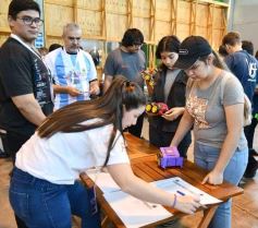 Foto de la galería: Junto a la robótica, el ingenio misionero se encargó de abrir la Makerland en Posadas