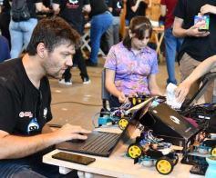 Foto de la galería: Junto a la robótica, el ingenio misionero se encargó de abrir la Makerland en Posadas