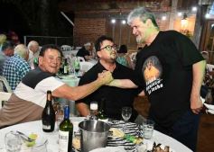 Foto de la galería: Arnaldo Aníbal Santacruz festejó a lo grande su cumple junto a la familia y amigos