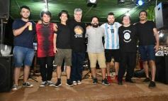 Foto de la galería: Arnaldo Aníbal Santacruz festejó a lo grande su cumple junto a la familia y amigos