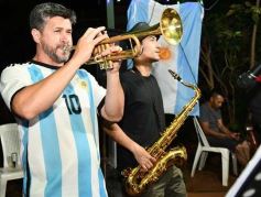 Foto de la galería: Arnaldo Aníbal Santacruz festejó a lo grande su cumple junto a la familia y amigos