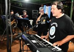 Foto de la galería: Arnaldo Aníbal Santacruz festejó a lo grande su cumple junto a la familia y amigos