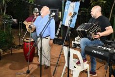 Foto de la galería: Arnaldo Aníbal Santacruz festejó a lo grande su cumple junto a la familia y amigos