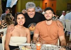 Foto de la galería: Arnaldo Aníbal Santacruz festejó a lo grande su cumple junto a la familia y amigos