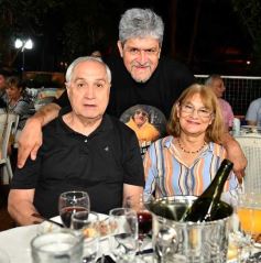 Foto de la galería: Arnaldo Aníbal Santacruz festejó a lo grande su cumple junto a la familia y amigos