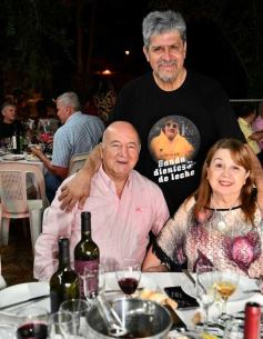 Foto de la galería: Arnaldo Aníbal Santacruz festejó a lo grande su cumple junto a la familia y amigos