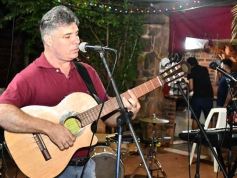 Foto de la galería: Arnaldo Aníbal Santacruz festejó a lo grande su cumple junto a la familia y amigos