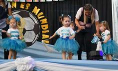 Foto de la galería: Junto a los colores del Mundial la Casita del Niño del IPS cerró el año escolar