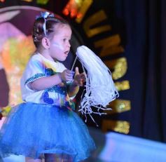 Foto de la galería: Junto a los colores del Mundial la Casita del Niño del IPS cerró el año escolar