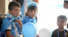 Foto de la galería: Con la ilusión de la Copa, la algarabia de la hinchada de chicos y grandes se hace sentir en cada partido albiceleste