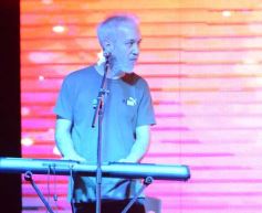 Foto de la galería: Vecinos, familias y músicos fueron parte del convite cultural en la Vigilia por Andresito