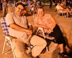 Foto de la galería: Vecinos, familias y músicos fueron parte del convite cultural en la Vigilia por Andresito