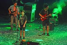 Foto de la galería: Festival del Litoral: postales de la 1ra noche a puro carnavalito de los Tekis y la fiesta del público presente