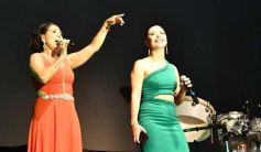 Foto de la galería: Festival del Litoral: postales de la 1ra noche a puro carnavalito de los Tekis y la fiesta del público presente