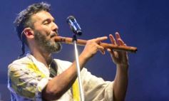 Foto de la galería: Festival del Litoral: postales de la 1ra noche a puro carnavalito de los Tekis y la fiesta del público presente