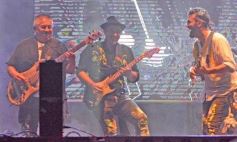 Foto de la galería: Festival del Litoral: postales de la 1ra noche a puro carnavalito de los Tekis y la fiesta del público presente