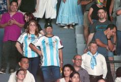 Foto de la galería: Festival del Litoral: postales de la 1ra noche a puro carnavalito de los Tekis y la fiesta del público presente