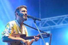 Foto de la galería: Festival del Litoral: postales de la 1ra noche a puro carnavalito de los Tekis y la fiesta del público presente