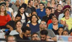 Foto de la galería: Festival del Litoral: postales de la 1ra noche a puro carnavalito de los Tekis y la fiesta del público presente