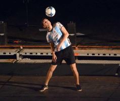 Foto de la galería: Festival del Litoral: postales de la 1ra noche a puro carnavalito de los Tekis y la fiesta del público presente