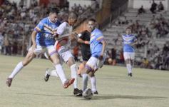 Foto de la galería: Con caida y cambio de DT, La Franja también ya espera por los cuartos del Regional