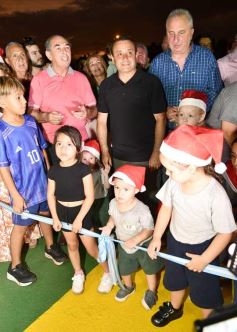 Foto de la galería: Abrió el Parque de las Fiestas y se encendió la Navidad en Posadas