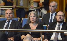 Foto de la galería: A través del apoyo de todos los bloques, Rovira seguirá al frente de la Legislatura el próximo año