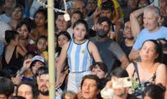 Foto de la galería: Posadas Mágica: La Mosca hizo estallar el fervor mundialista en la capital misionera