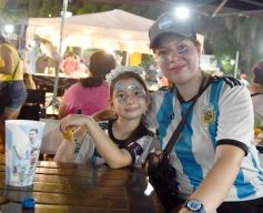 Foto de la galería: Posadas Mágica: La Mosca hizo estallar el fervor mundialista en la capital misionera