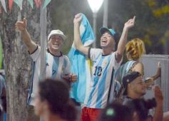 Foto de la galería: Posadas Mágica: La Mosca hizo estallar el fervor mundialista en la capital misionera