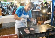Foto de la galería: Posadas Mágica: La Mosca hizo estallar el fervor mundialista en la capital misionera