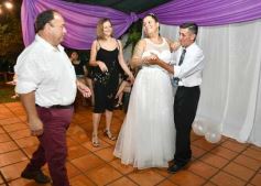 Foto de la galería: Fin de año para festejar: Iris y Marcelo Bittencurt dieron el si en Posadas