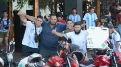 Foto de la galería: Con el pase a la final el sentimiento albiceleste desbordó los festejos de la hinchada posadeña