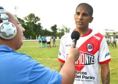 Foto de la galería: Regional Amateur: La Franja cayó en Villa Cabello pero clasificó a semifinales