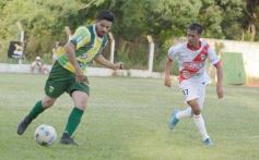 Foto de la galería: Regional Amateur: La Franja cayó en Villa Cabello pero clasificó a semifinales