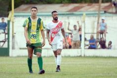 Foto de la galería: Regional Amateur: La Franja cayó en Villa Cabello pero clasificó a semifinales